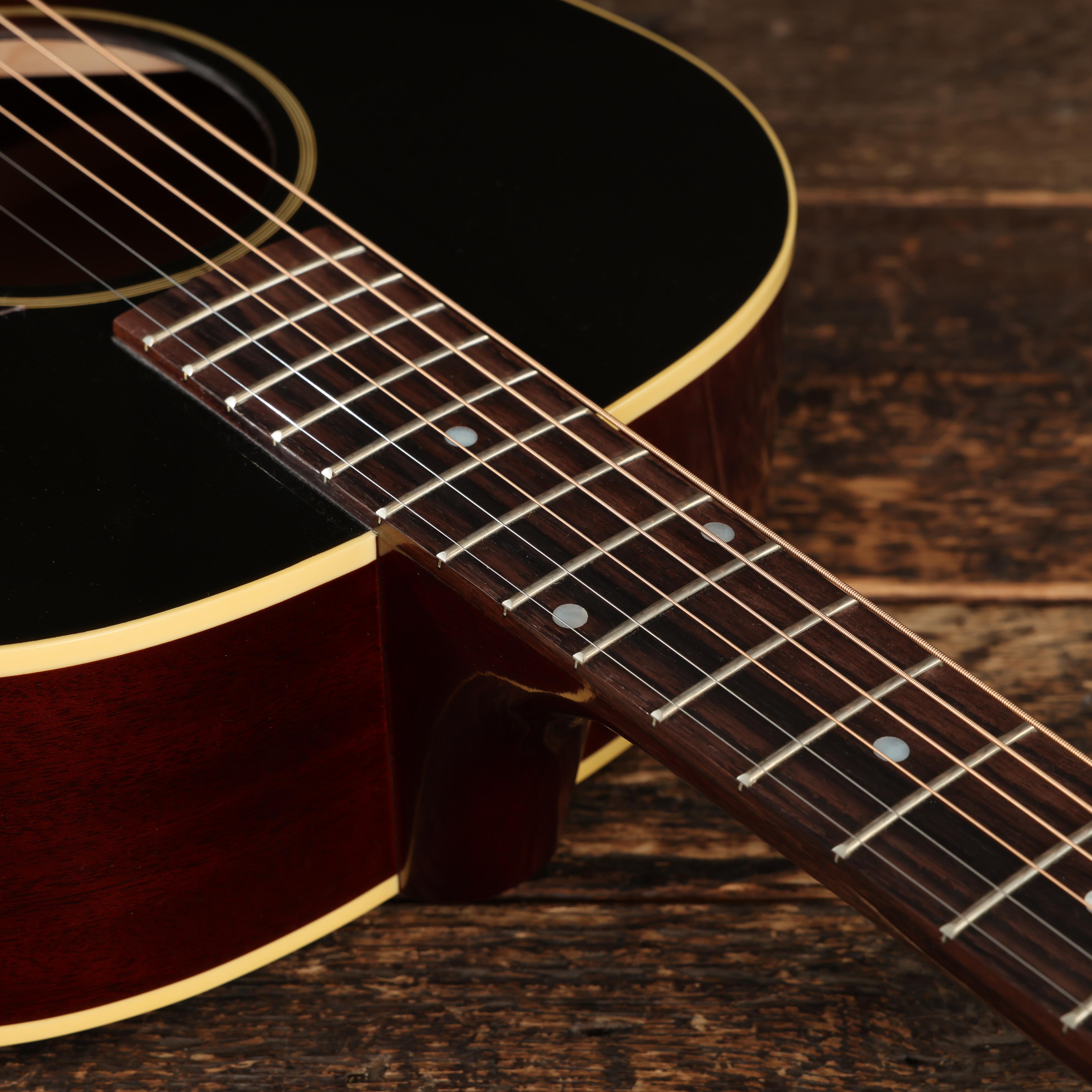 Gibson 1942 Banner J-45 in Vintage Sunburst - Andertons Music Co.